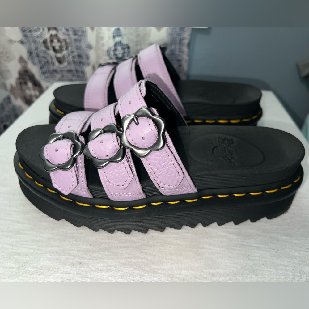 Dr. Martens Women's Lilac Blaire Slide w/ Flower BuckleSize 6 37 EU Original Box